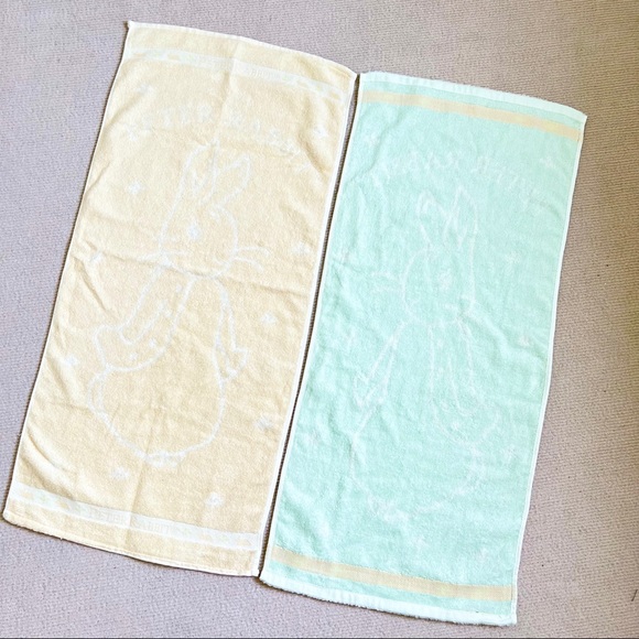 Bundle of 3 NWOT Peter Rabbits Towels-1 Bath Beach Towel+2 Oversized Hand Towels - Picture 3 of 5